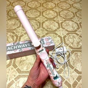Floral Beachwaver S1.25